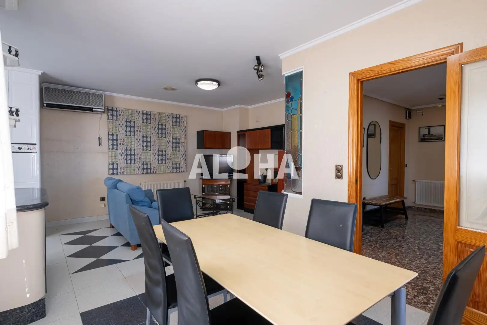 Habitación 346 m², Moncada