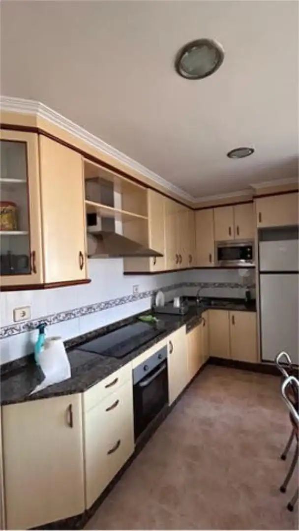 Piso de 90 m² en Pontevedra