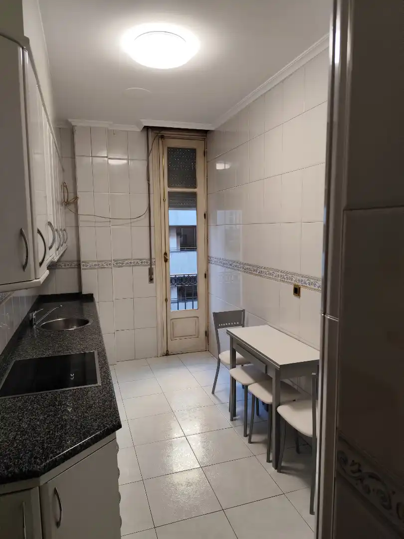 Pis de 82 m² a Ourense