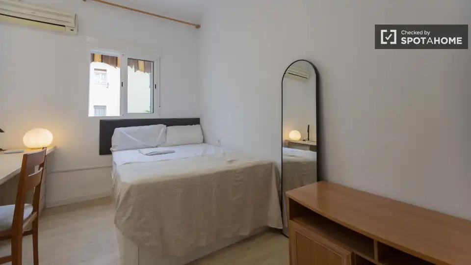 Habitación 65 m², Valencia