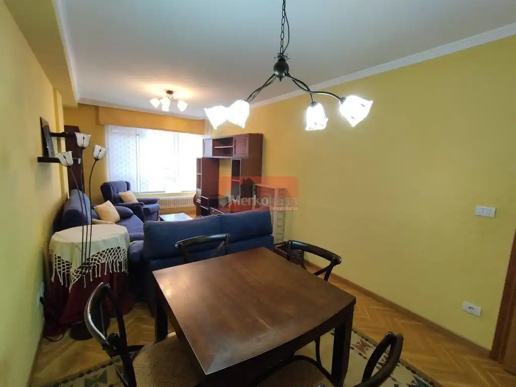 Piso de 78 m² en Lugo