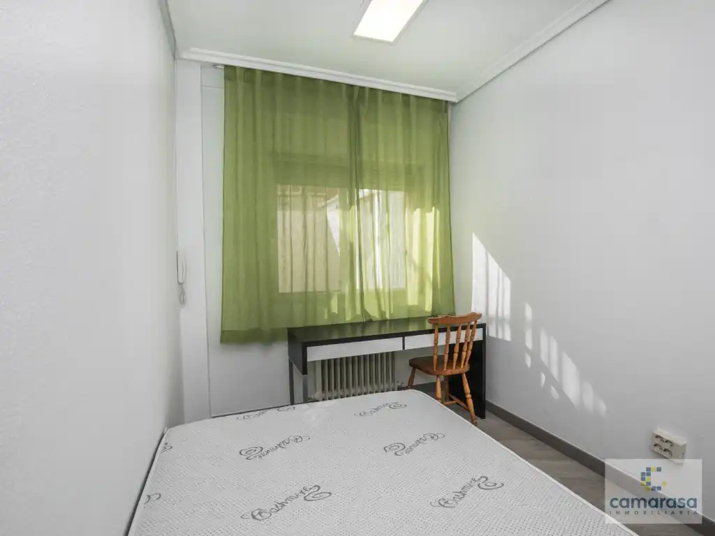 Pis de 108 m² a Àvila