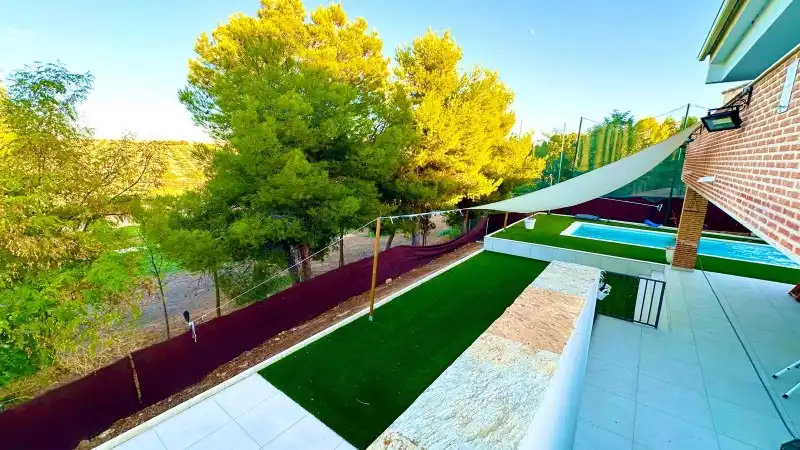 Piso de 882 m² en Argés