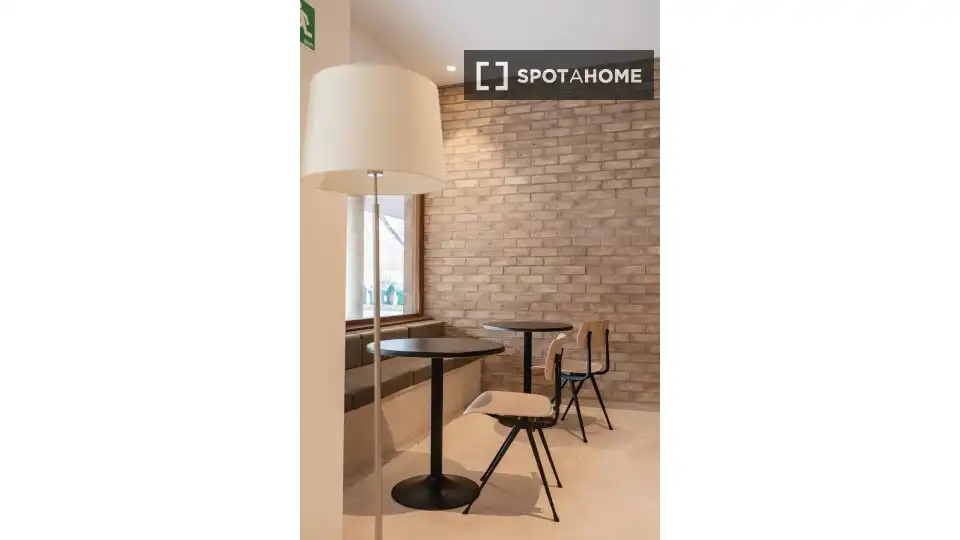 Habitación 18 m², Pamplona