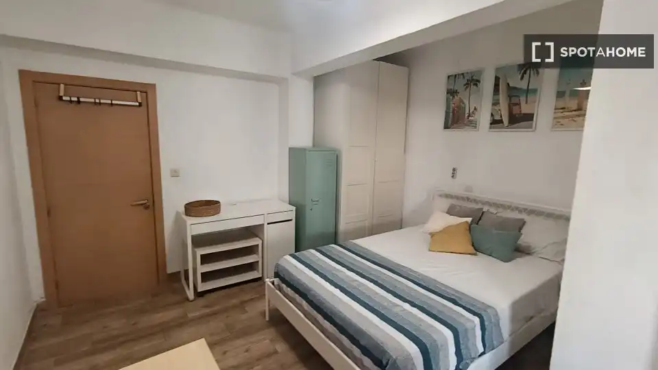 Habitación 78 m², Almería
