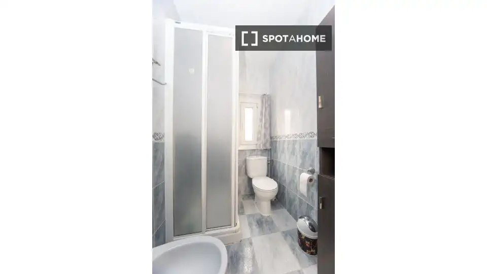 Habitación 86 m², Granada