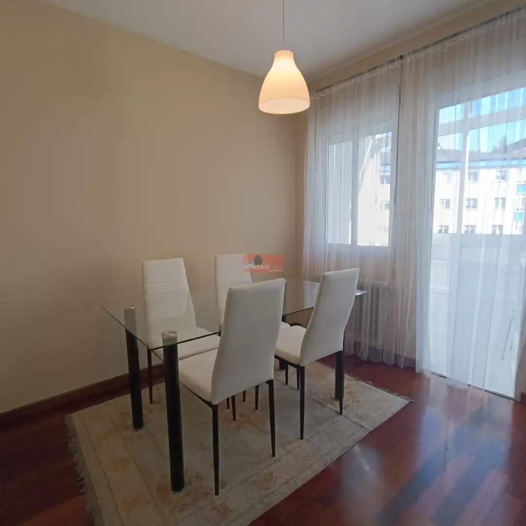 Piso de 105 m² en Lugo