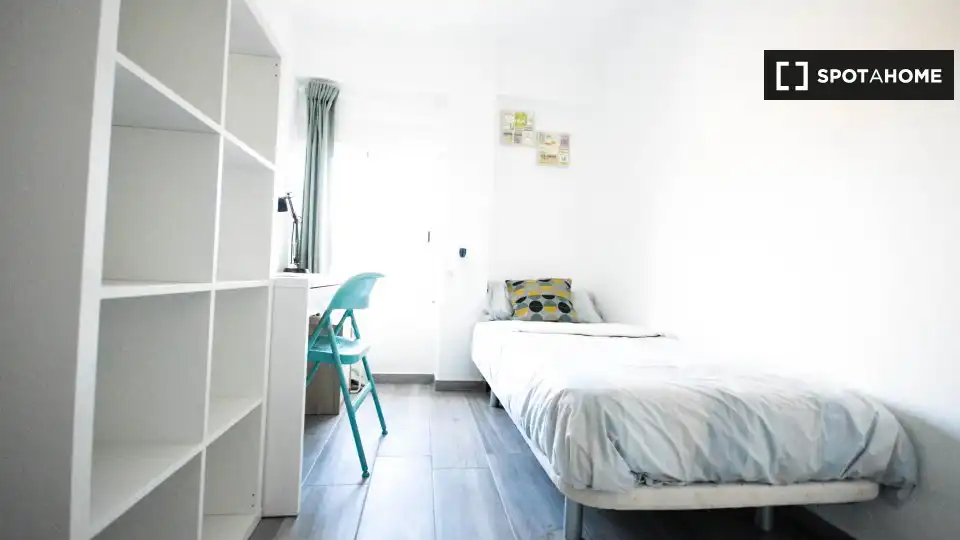 Habitación 100 m², Valencia