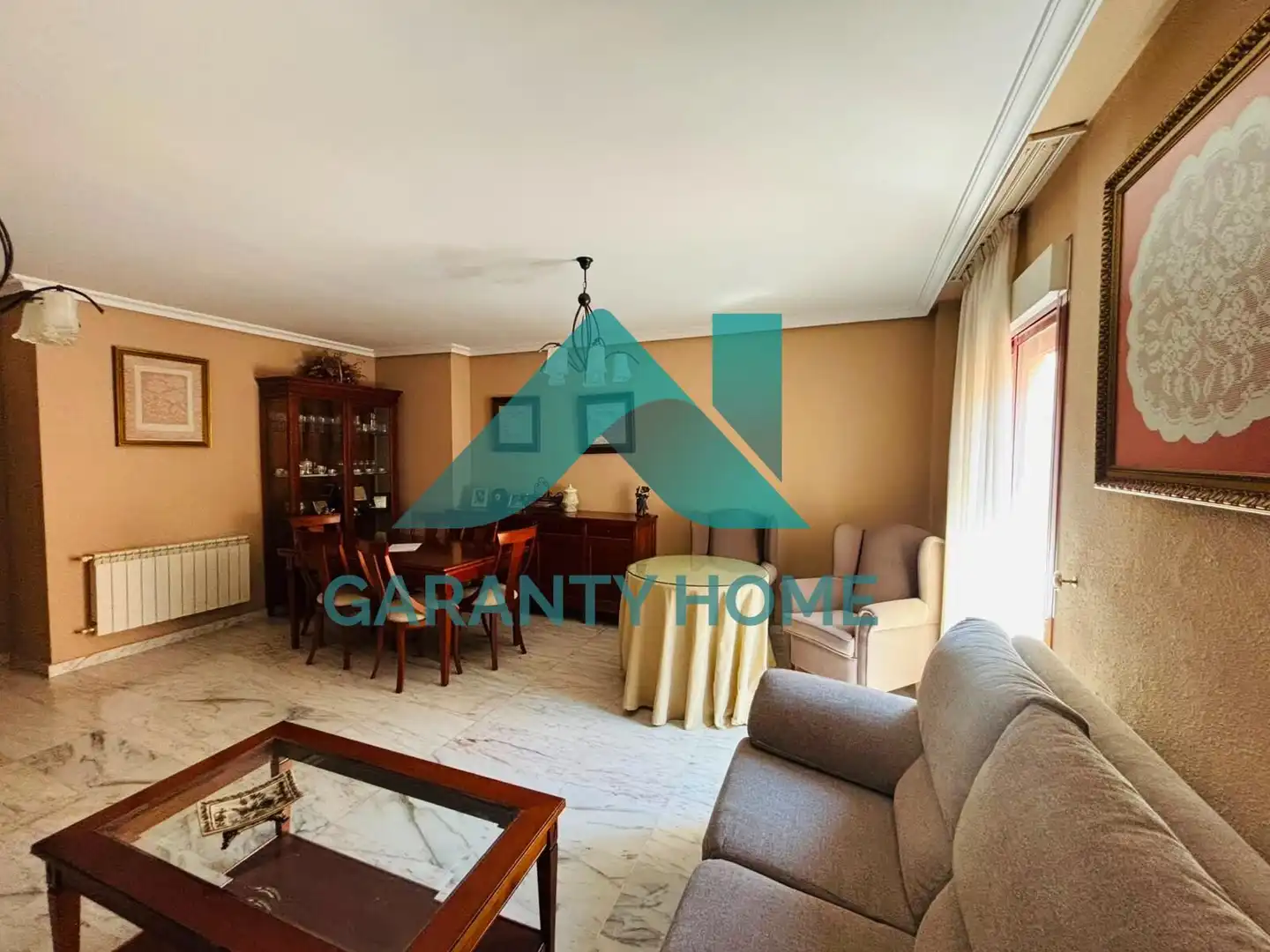 Piso de 85 m² en Cáceres