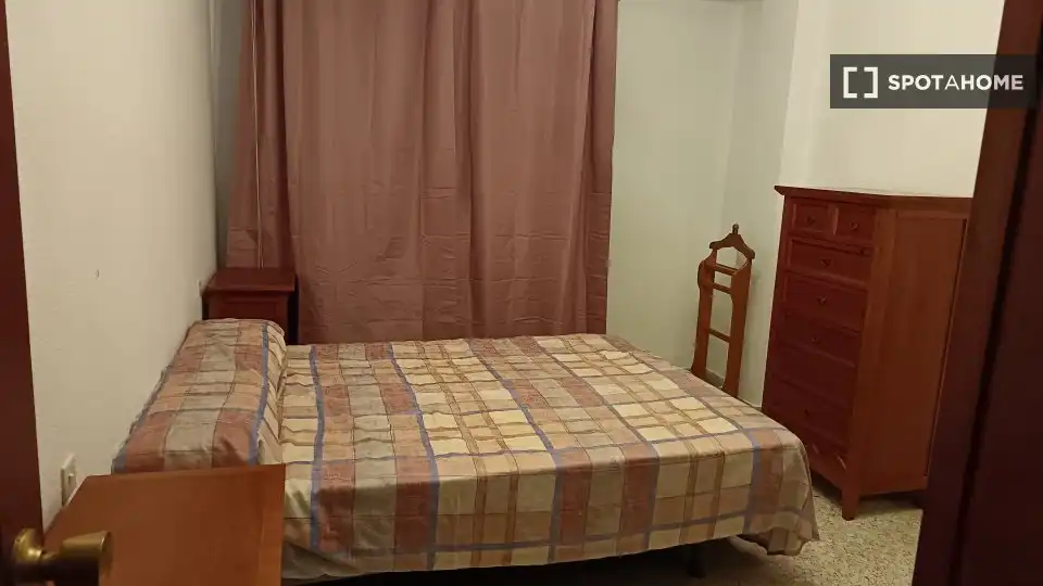 Habitación 102 m², Almería