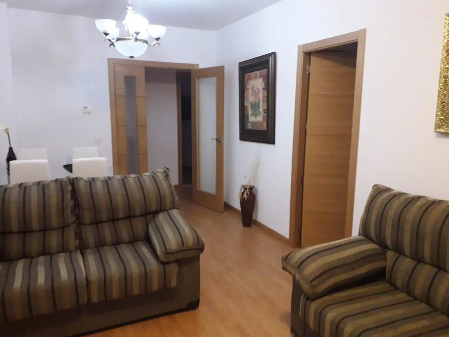 Piso de 90 m² en Villarrobledo