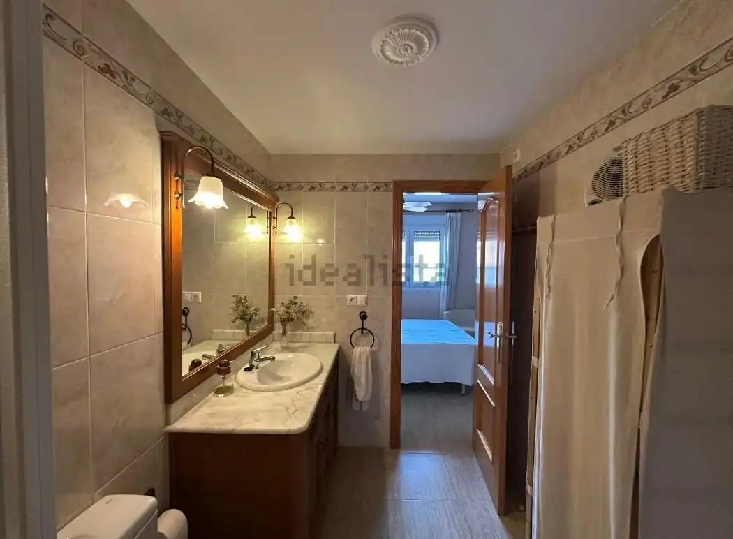 Casa de 240 m² en Alicante