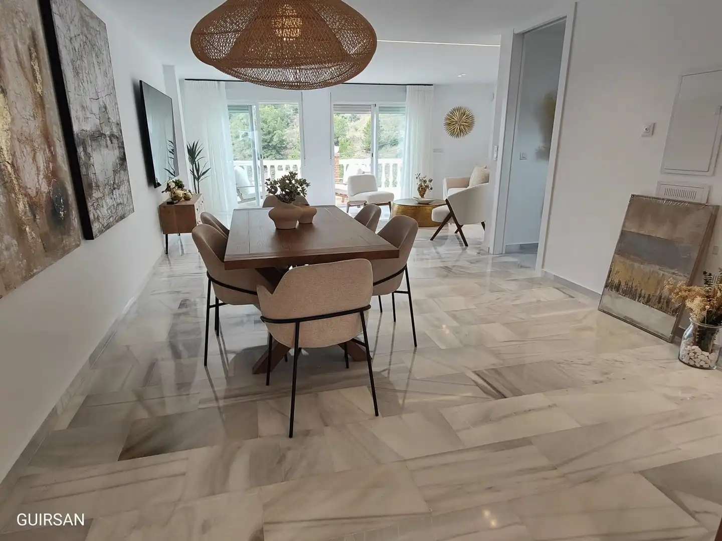 Piso de 228 m² en Almuñécar