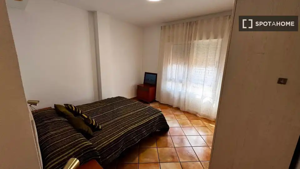 Habitación 120 m², Dénia