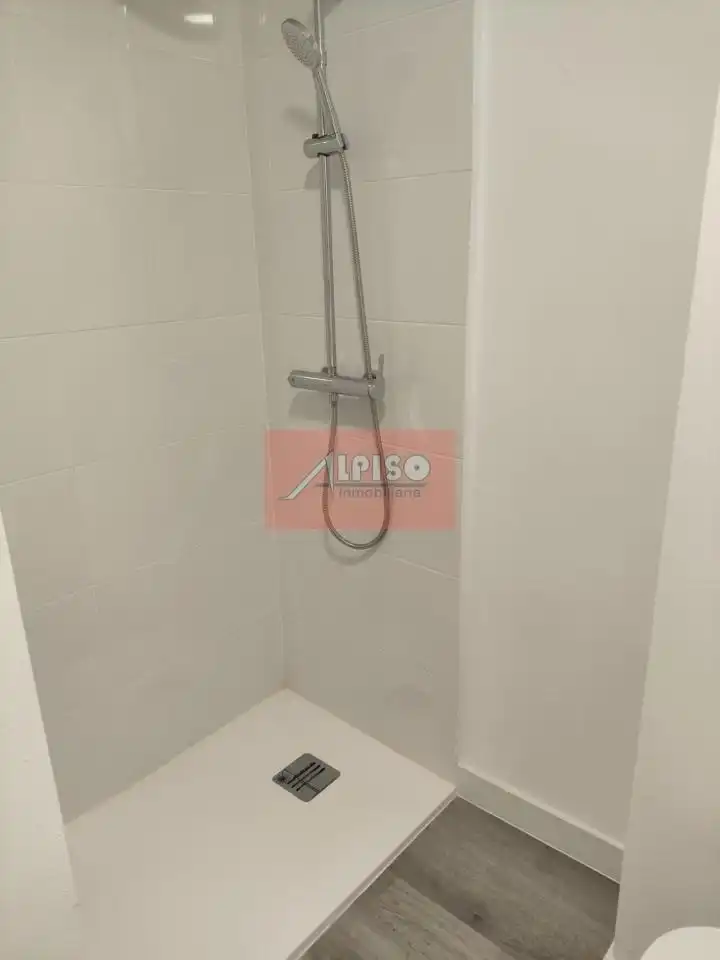 Pis de 81 m² a Ourense