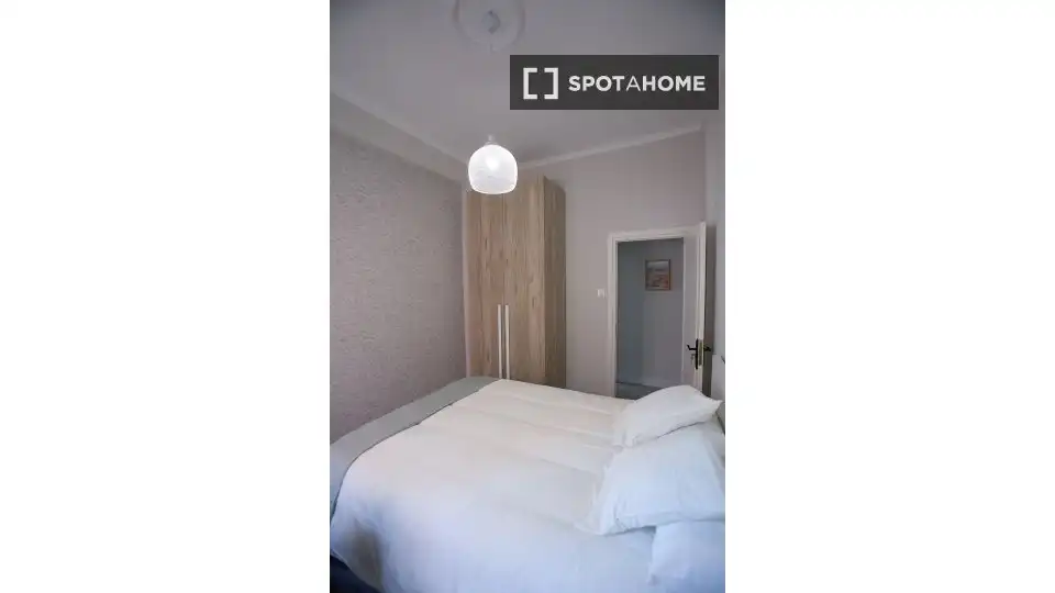 Habitación 81 m², Bilbao