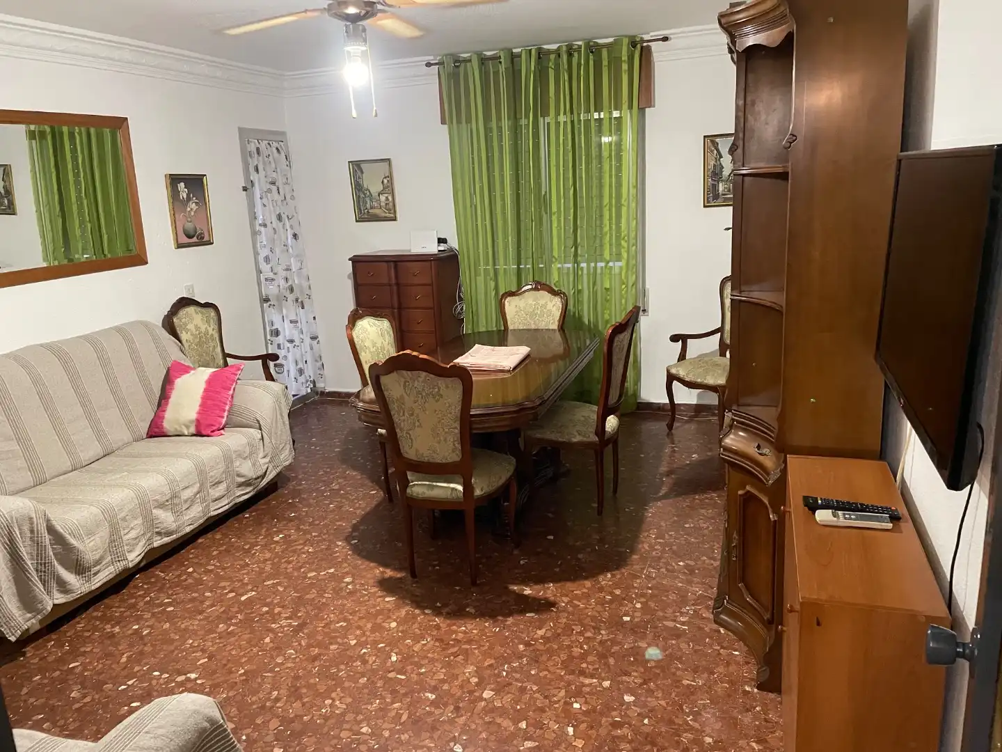 Habitación 115 m², Adra