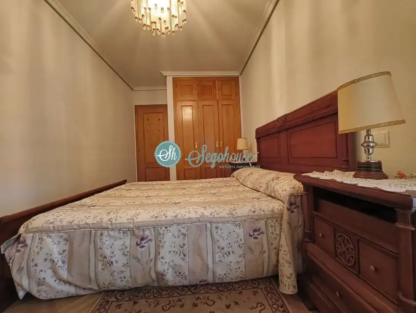 Piso de 85 m² en Segovia