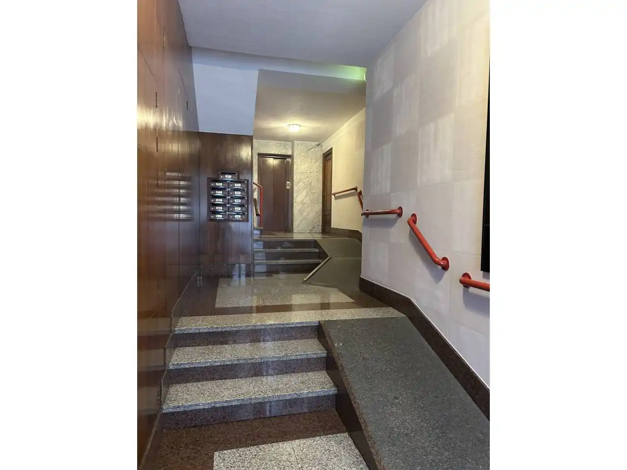 Piso de 97 m² en Oviedo