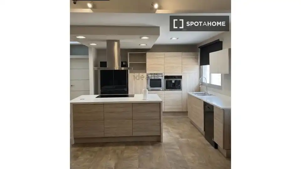 Habitación 230 m², Elche