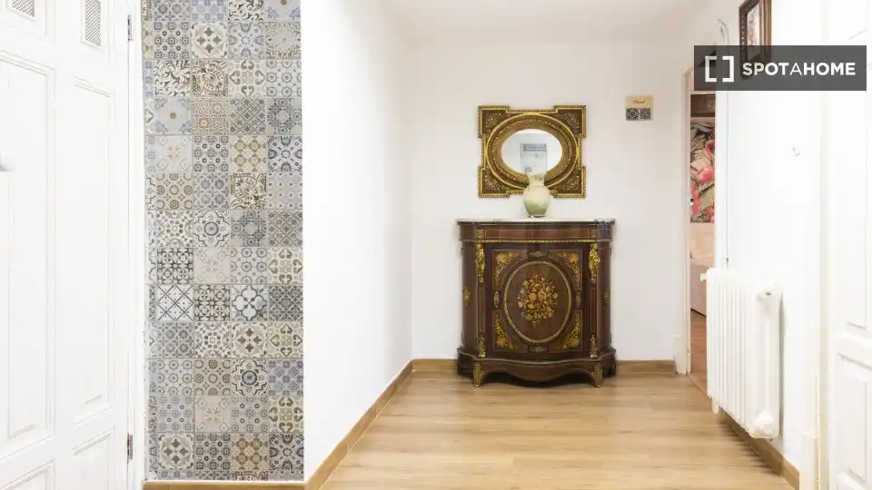 Habitación 437 m², Redondela