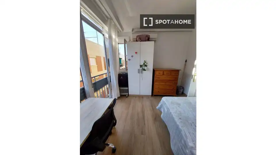Habitación 86 m², Córdoba