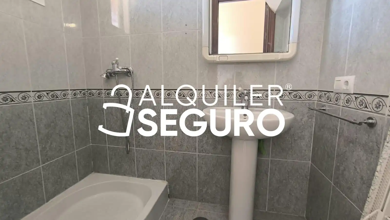 Piso de 100 m² en Bollullos de la Mitación