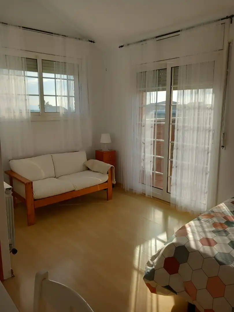 Habitació de lloguer, Palau-solità i Plegamans