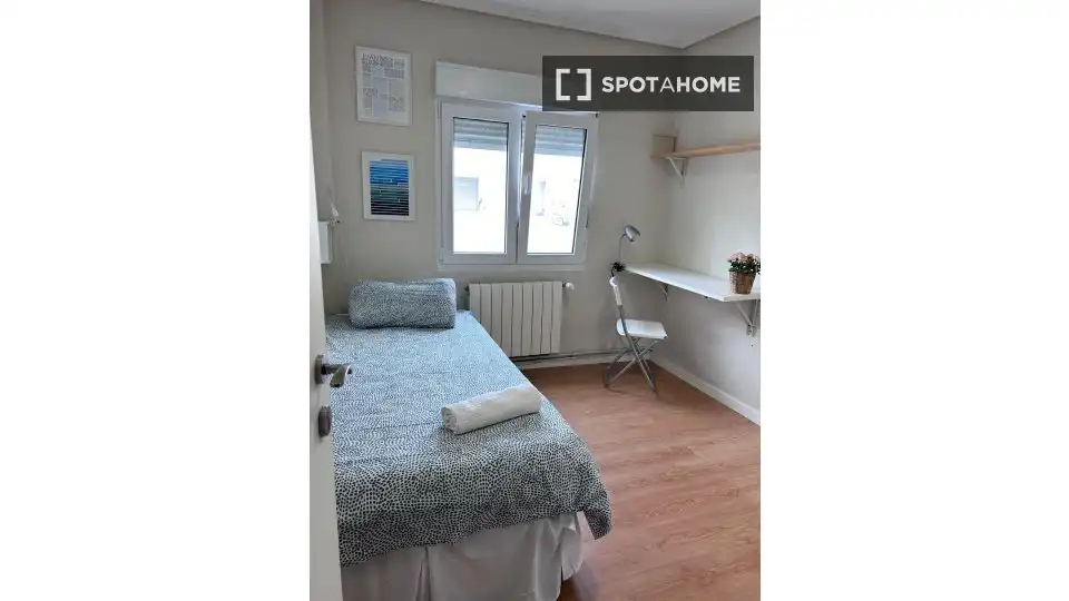 Habitación 81 m², Santander