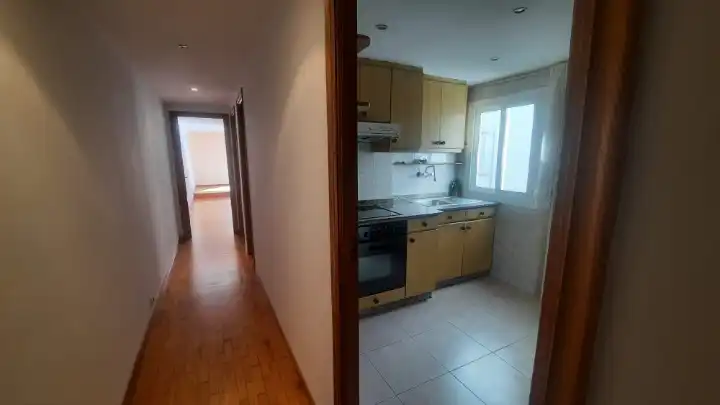 Piso de 75 m² en Vigo