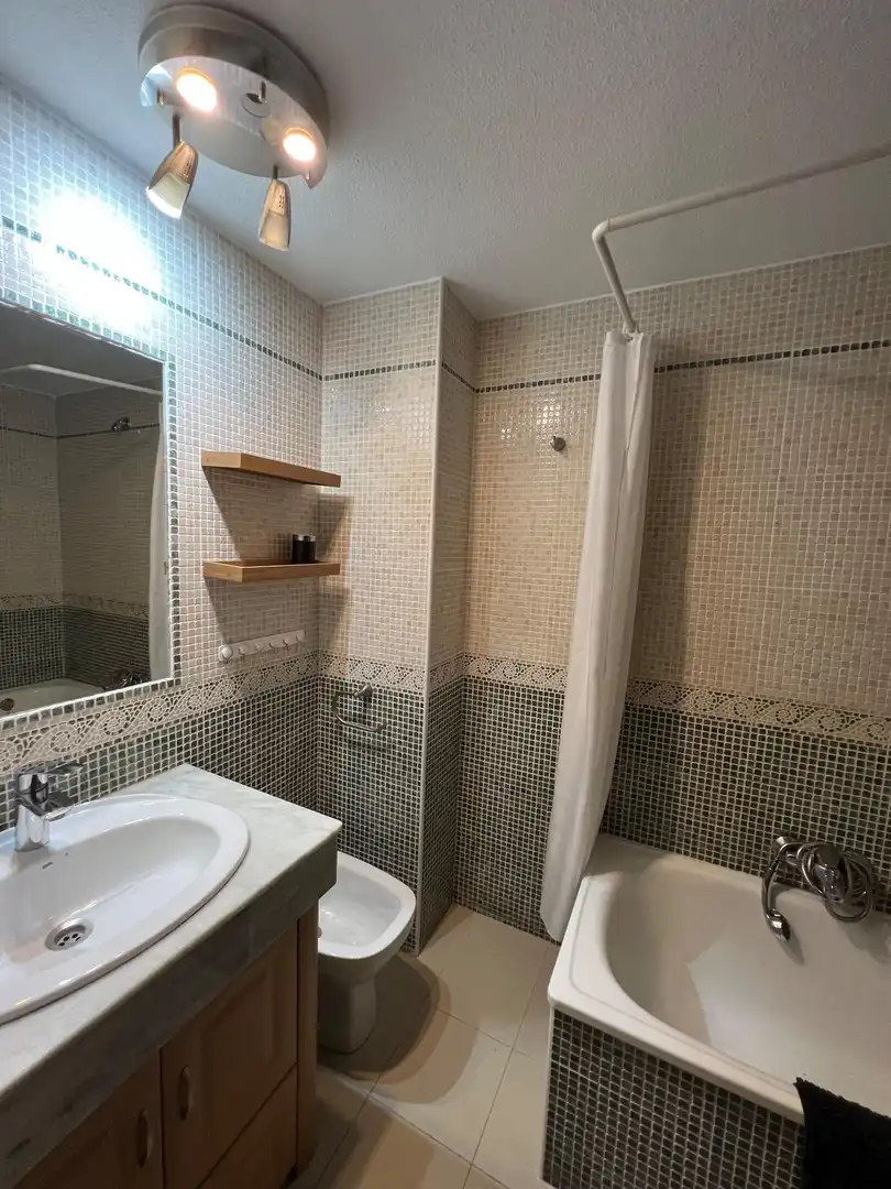 Habitación 118 m², Granada