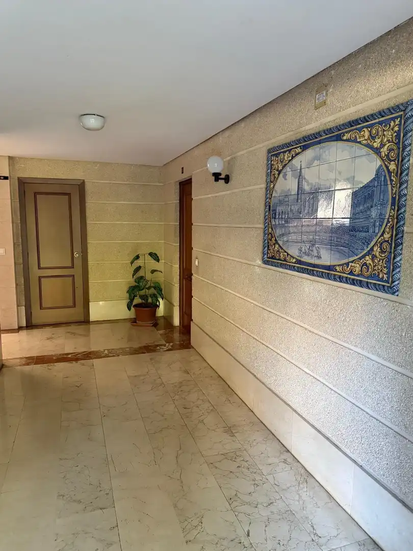 Habitación 90 m², Sevilla