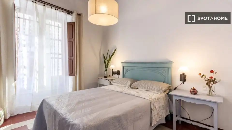 Habitación 104 m², Granada