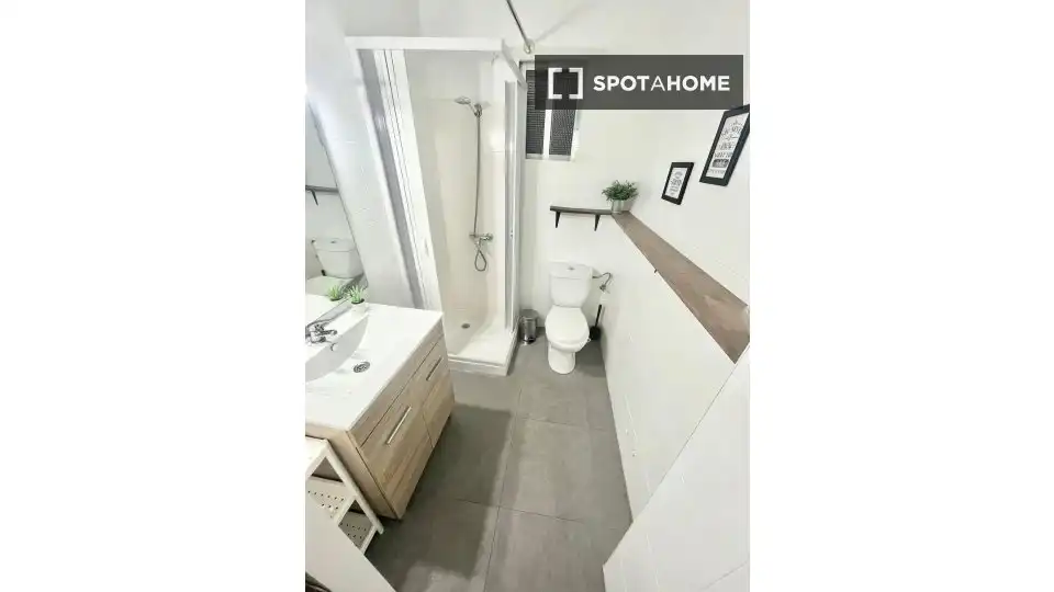 Habitación 81 m², Sevilla