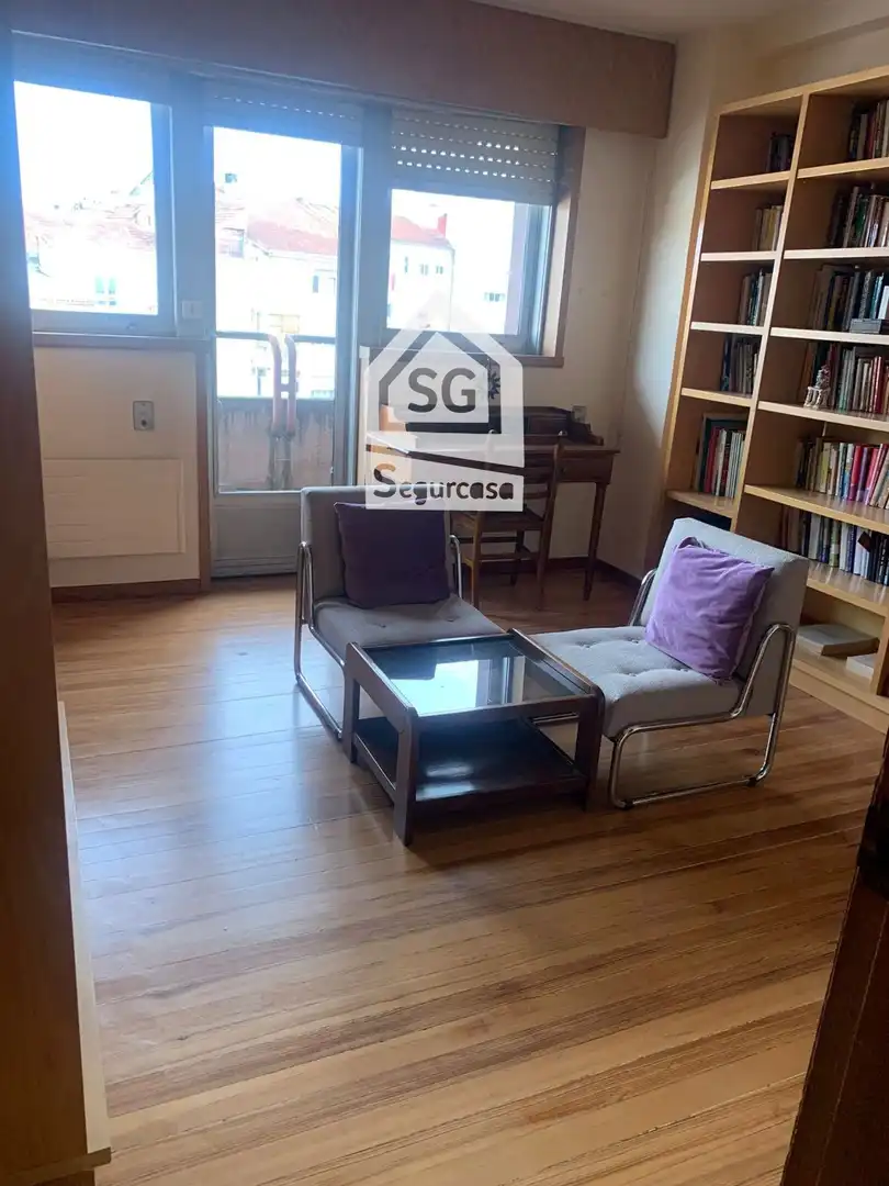 Piso de 229 m² en Ourense