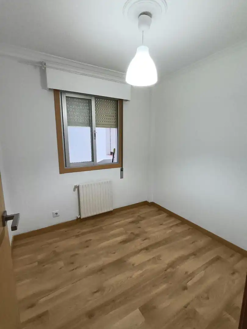 Pis de 100 m² a Ourense