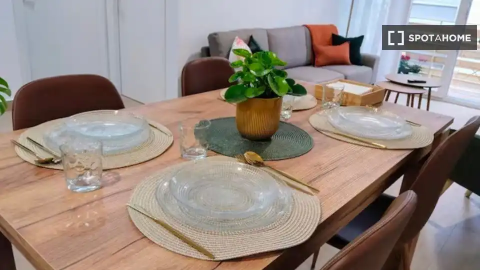 Habitación 92 m², Granada