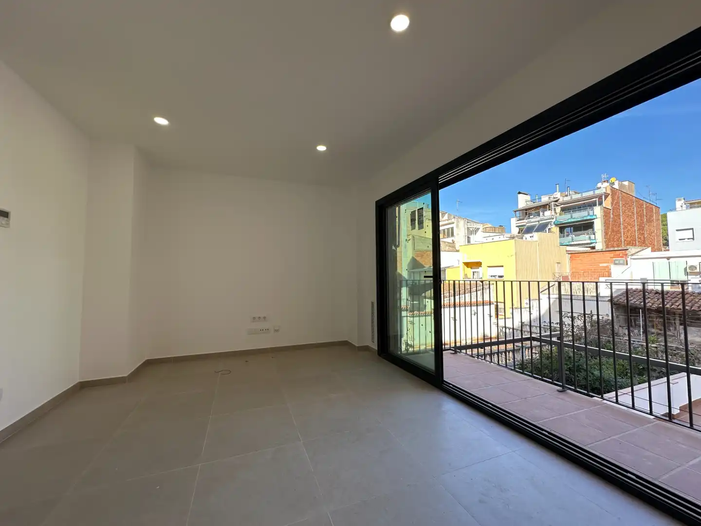 Flat 100 m² in Calella