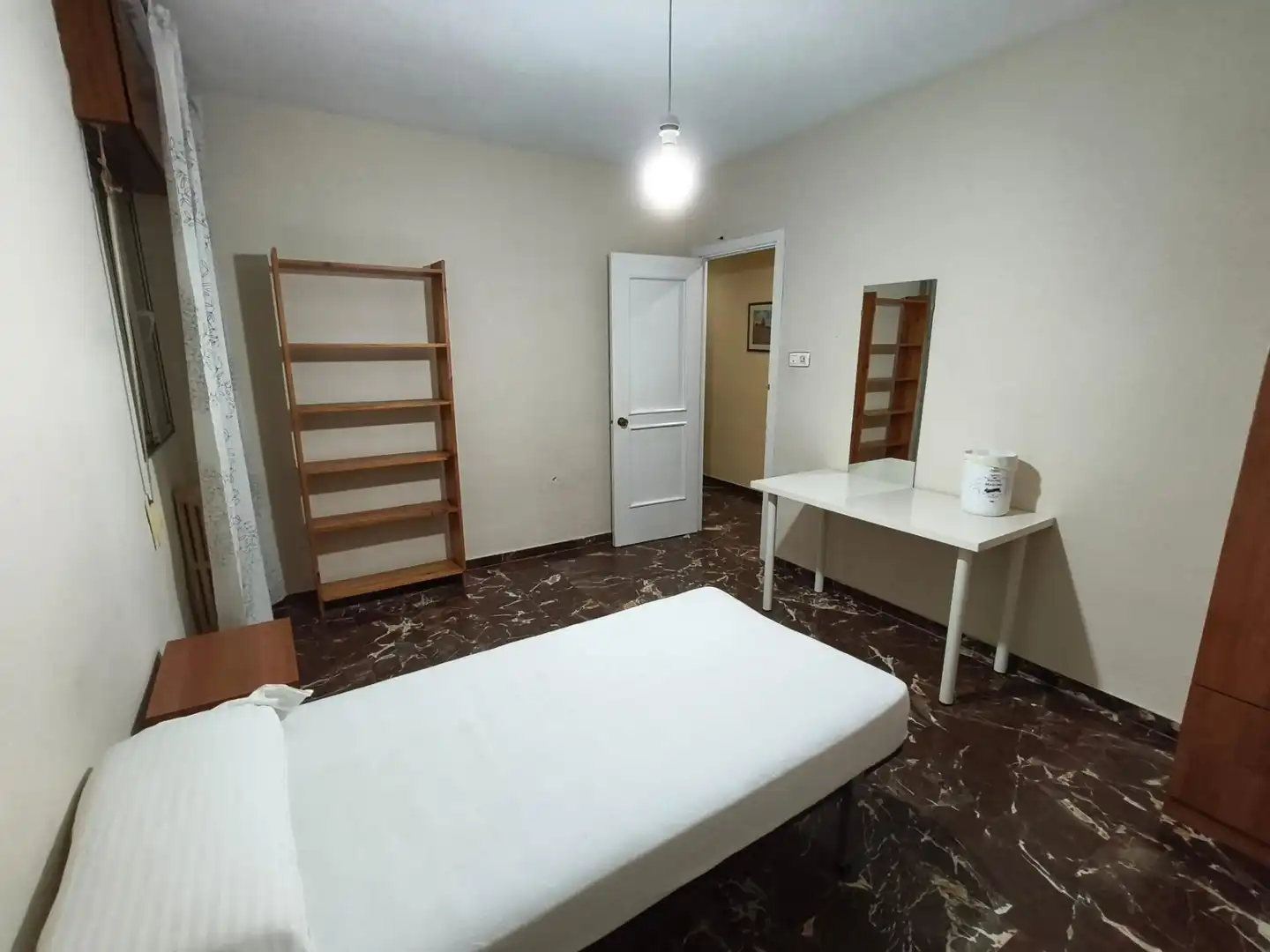 Piso de 200 m² en Granada