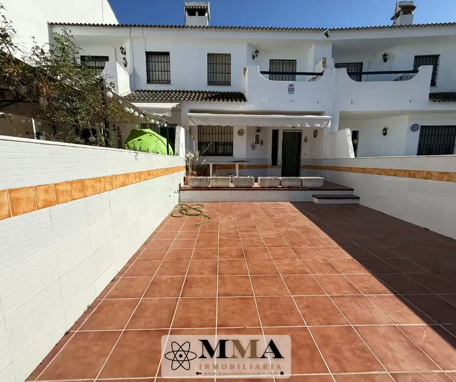 Casa de 130 m² en Lepe