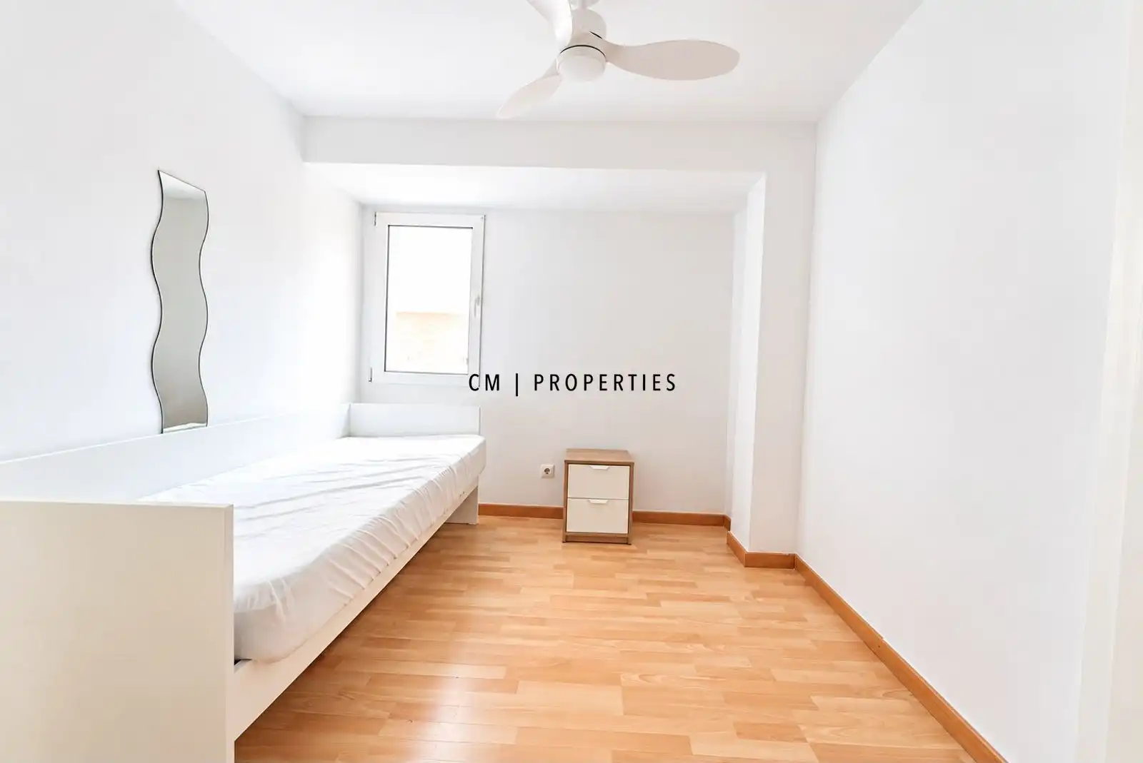 Pis de 77 m² a València