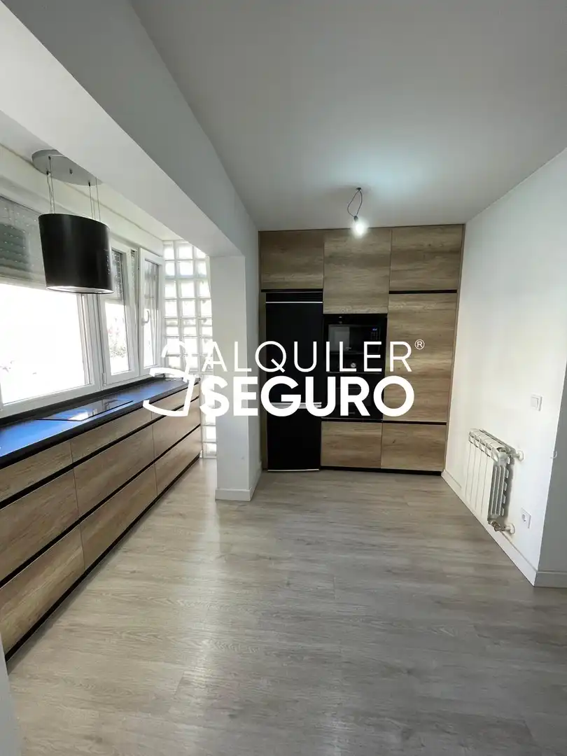 Flat 67 m² in Madrid
