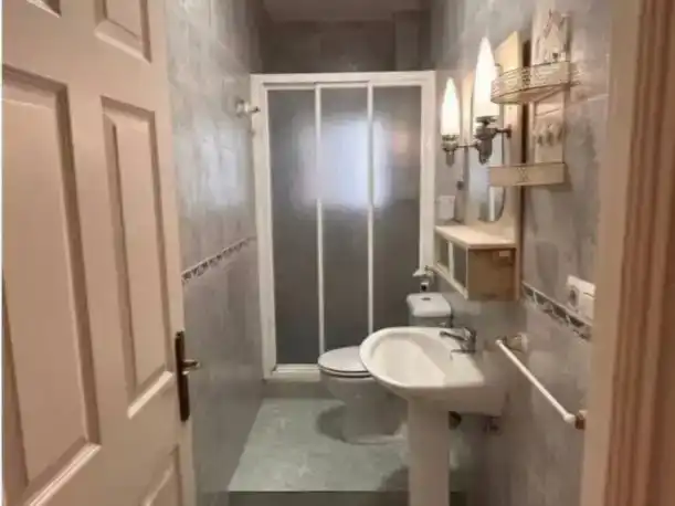 Habitación 75 m², Granada