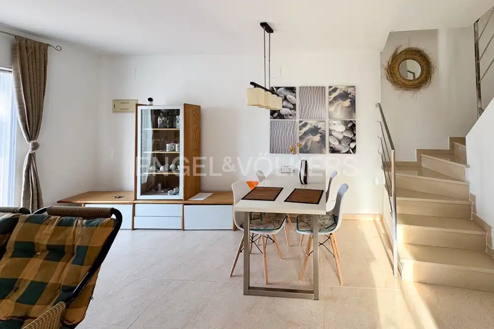 Casa de 74 m² en Oliva
