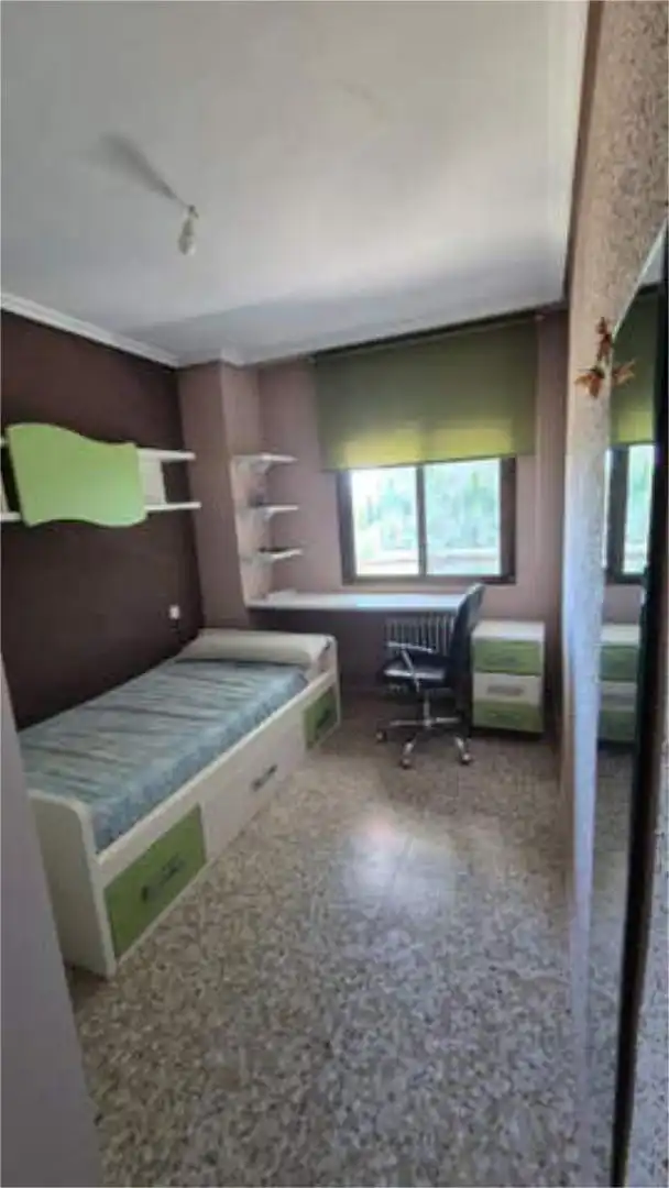 Piso de 90 m² en Cáceres