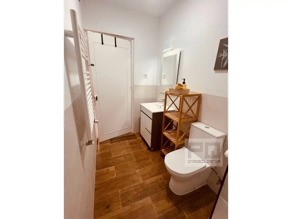 Habitación 100 m², Ávila