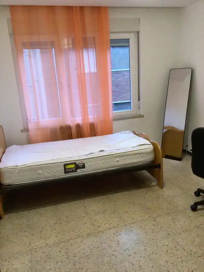 Habitación 90 m², Salamanca