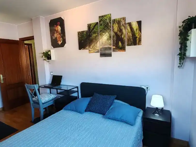 Habitació 153 m², Oviedo