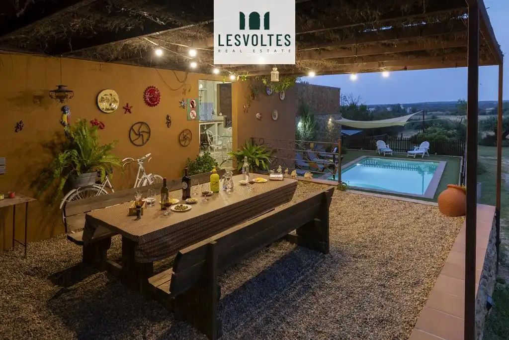 Casa de 264 m² en Forallac
