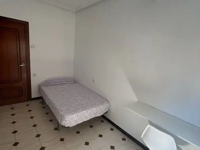 Habitación 115 m², Elda